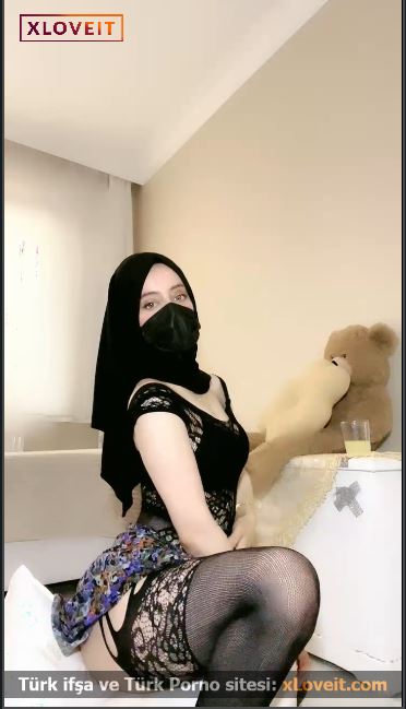 Tango Boncuk ifşa Türbanlıdan nude yayın izle